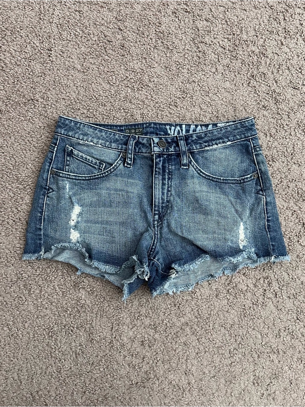 Volcom Distressed Medium Washed Denim Cutoff Stoned Short Womens 5/27